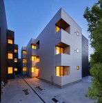 好立地に並ぶ3連棟1LDK9戸物件