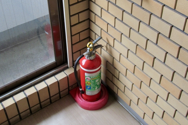 消防確認ガスボンベ庫のシャッターについて　～アパート経営・不動産投資に役立つノウハウ～